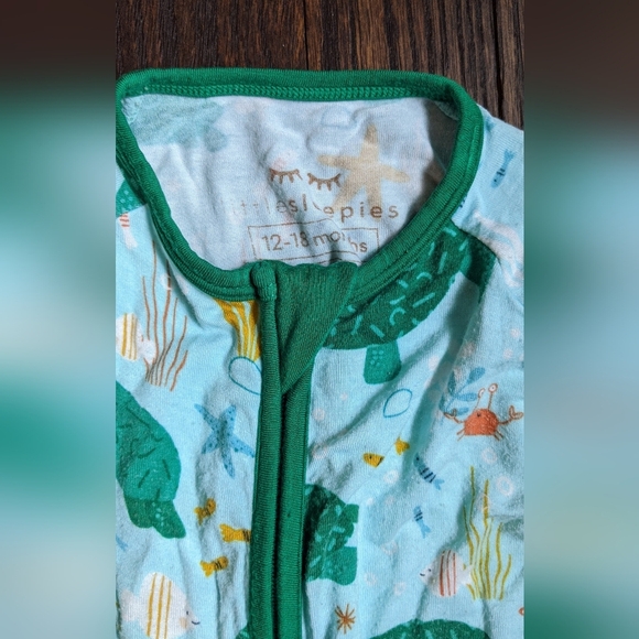 Little Sleepies Zippie 12-18months - Picture 3 of 3